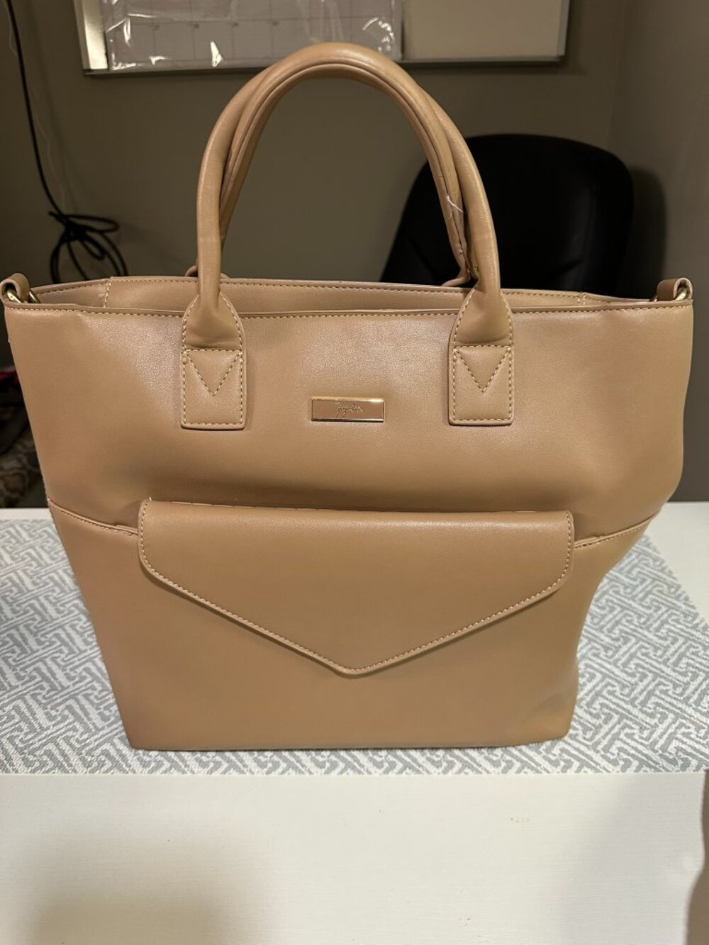 jujube 24/7 tote diaper bag